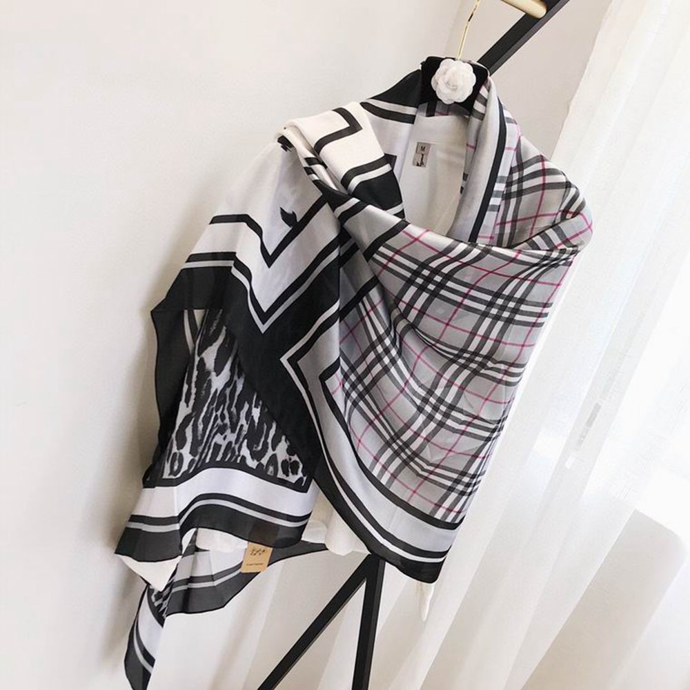 B**rry scarf